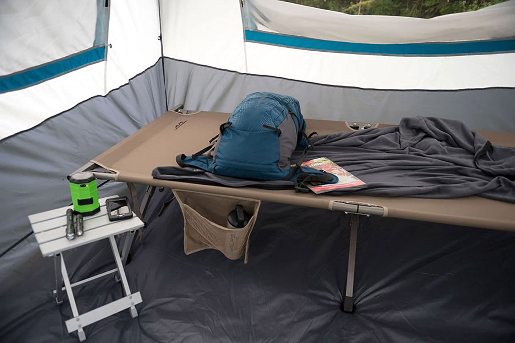 ALPS MOUNTAINEERING　コット　軽量 Amazon | アルプス マウンテニアリング(Alps Mountaineering) CAMP